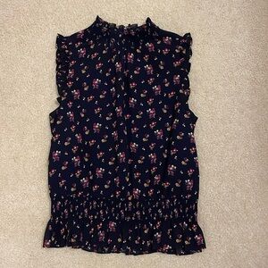 Super cute JCrew top!